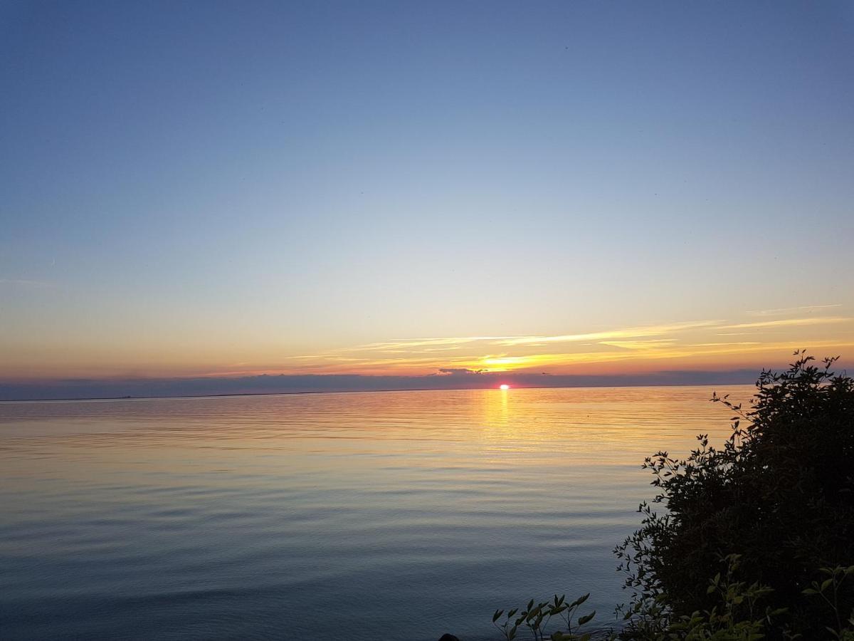 Sjoetorpet - Unikt Boende Vid Havet Pa Norra Oeland! Löttorp Exterior foto